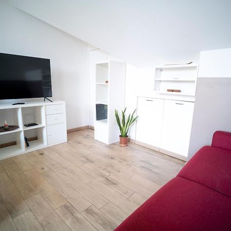 Flat With Terrace Close To Forum And Milanofiori Metro Assago Exteriér fotografie